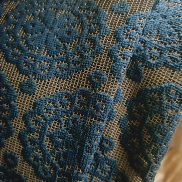 Embroidery sheer warp knitting